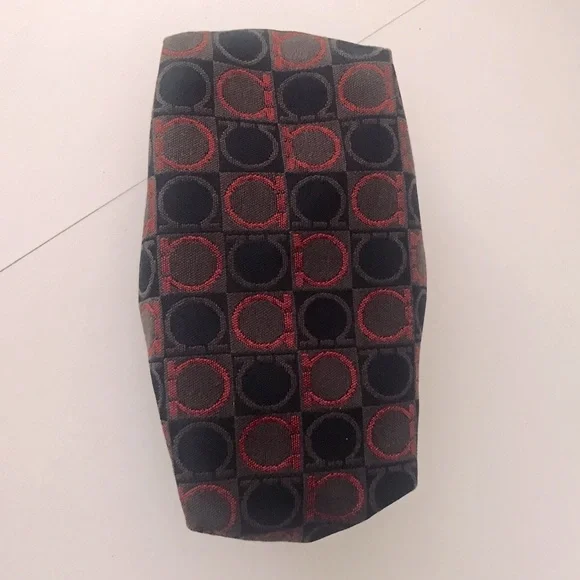 Salvatore Ferragamo Pouch - Picture 7 of 7